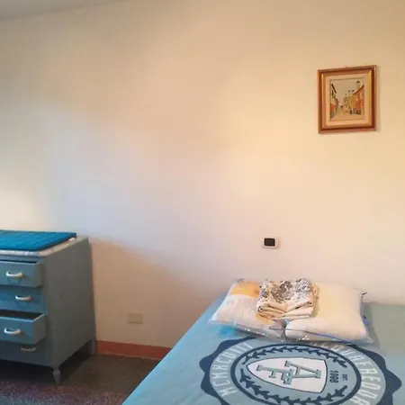 Apartment House *