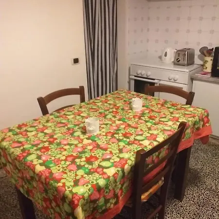 House Strettoia